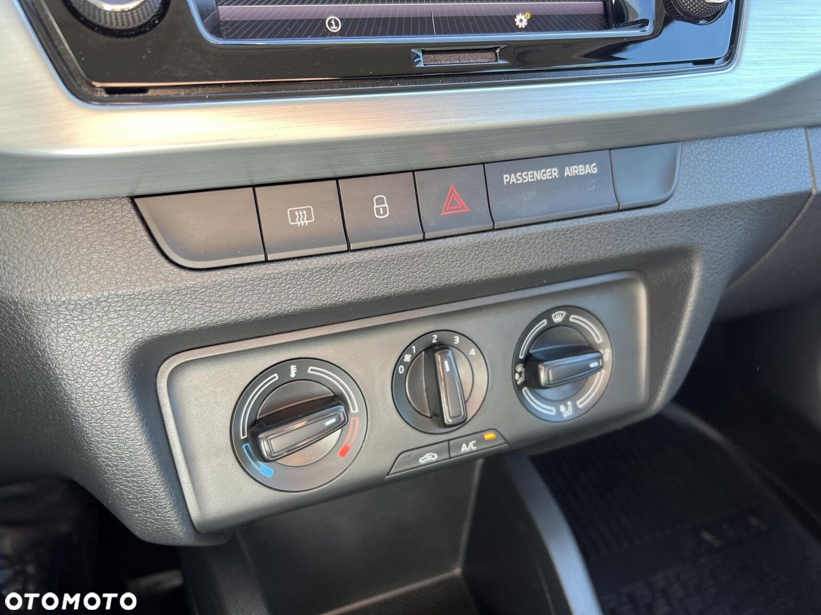 Skoda Fabia 1.0 TSI Ambition - 24