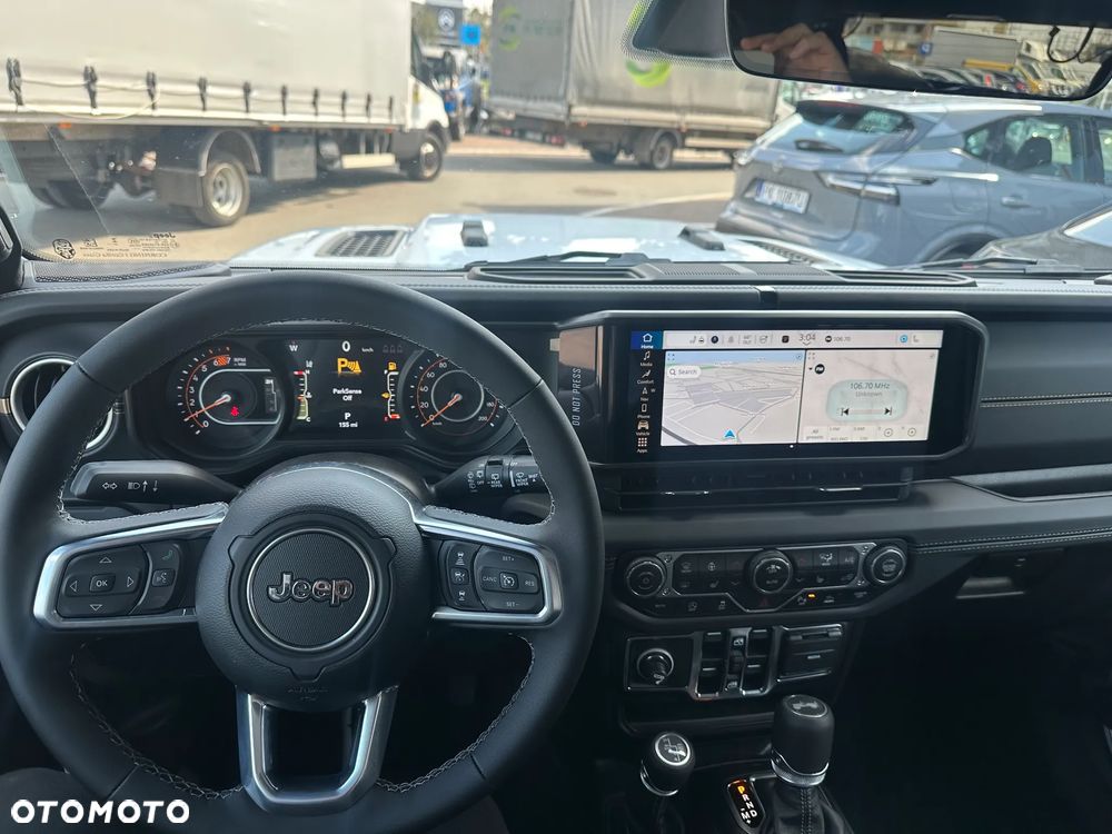 Jeep Wrangler Unlimited GME 2.0 Turbo Sahara - 12