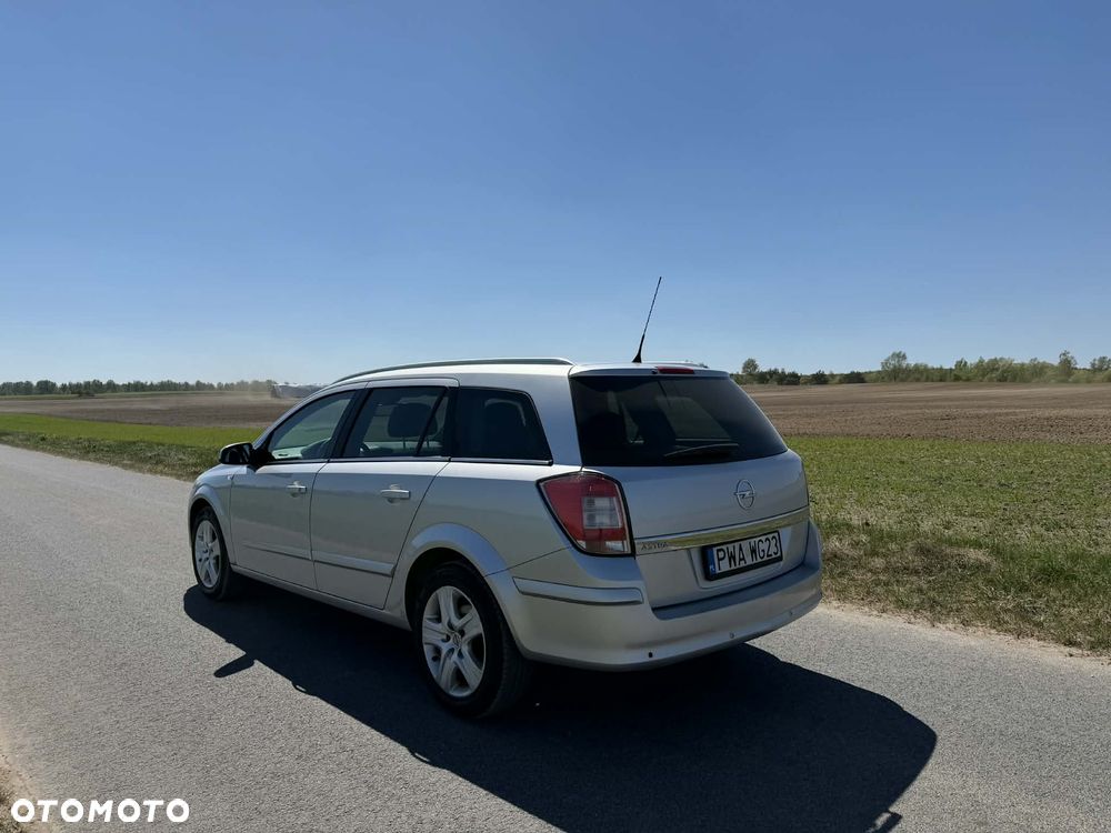Opel Astra - 8