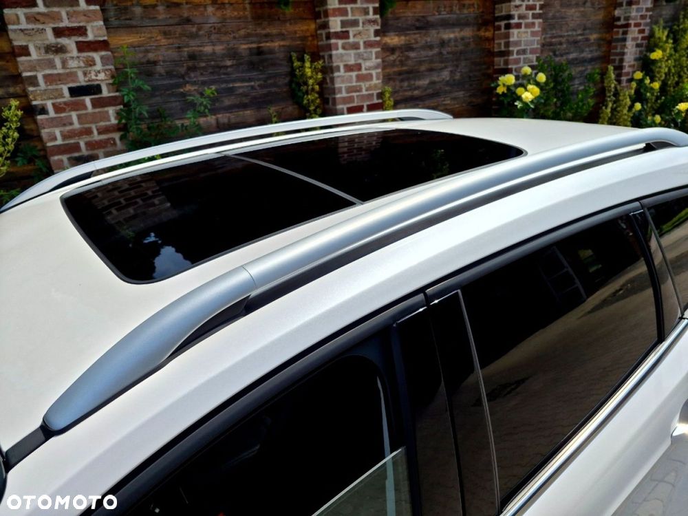 Ford Kuga - 30