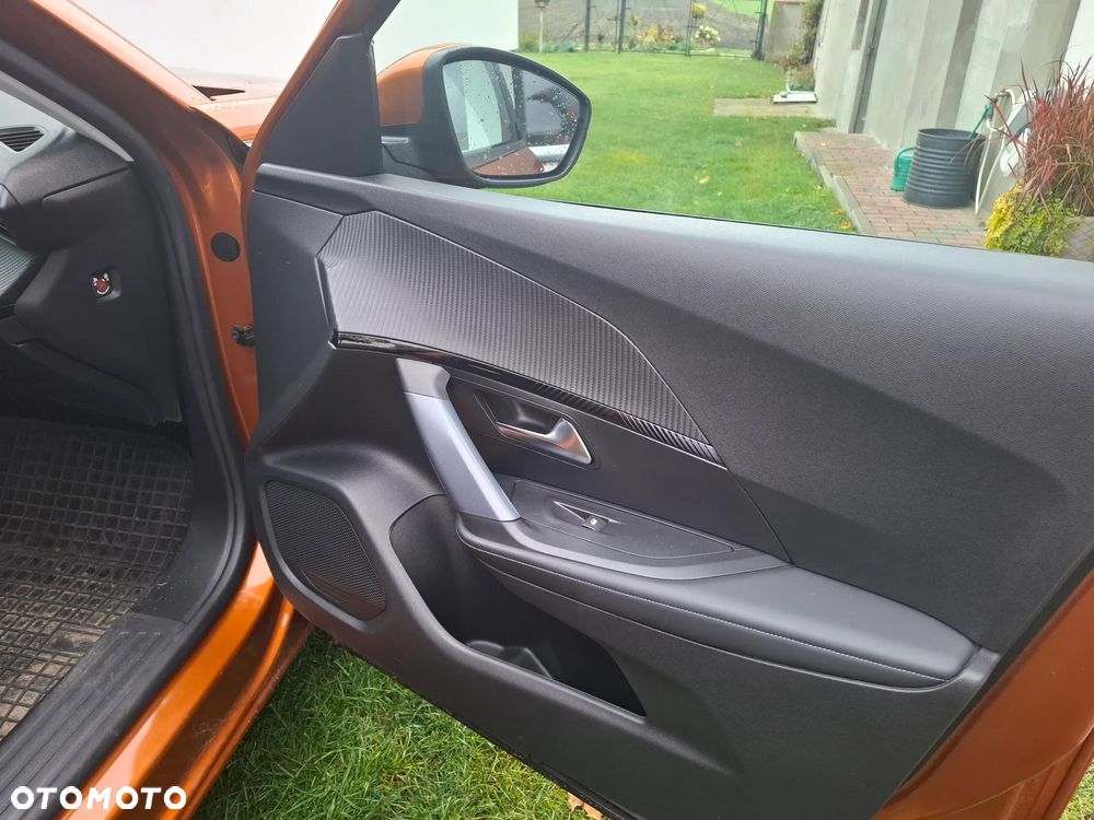 Peugeot 2008 PureTech 100 Stop&Start Allure - 19