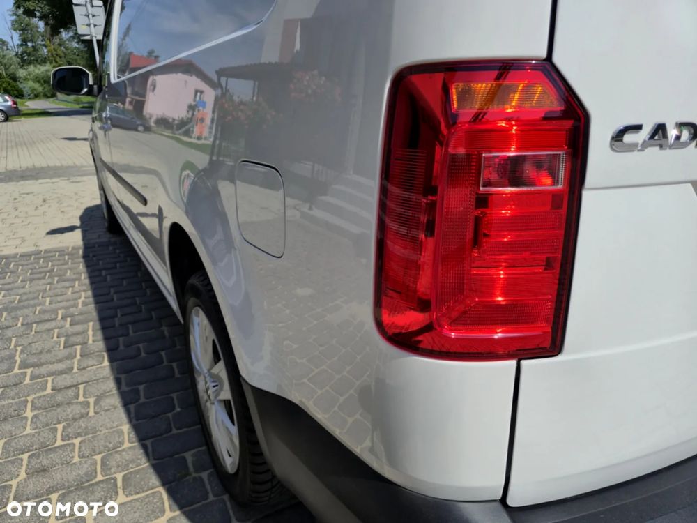 Volkswagen CADDY MAXI - 17