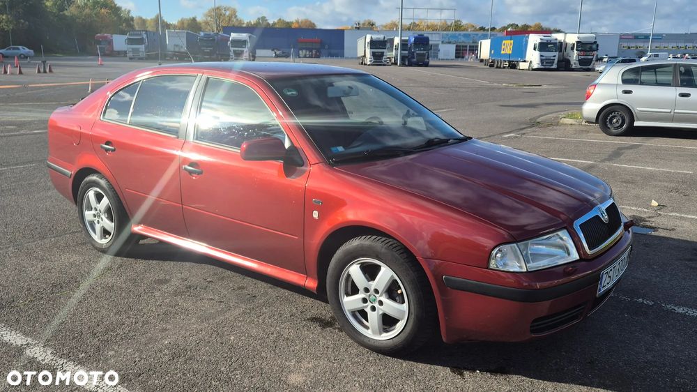 Skoda Octavia 1.6 Classic - 2