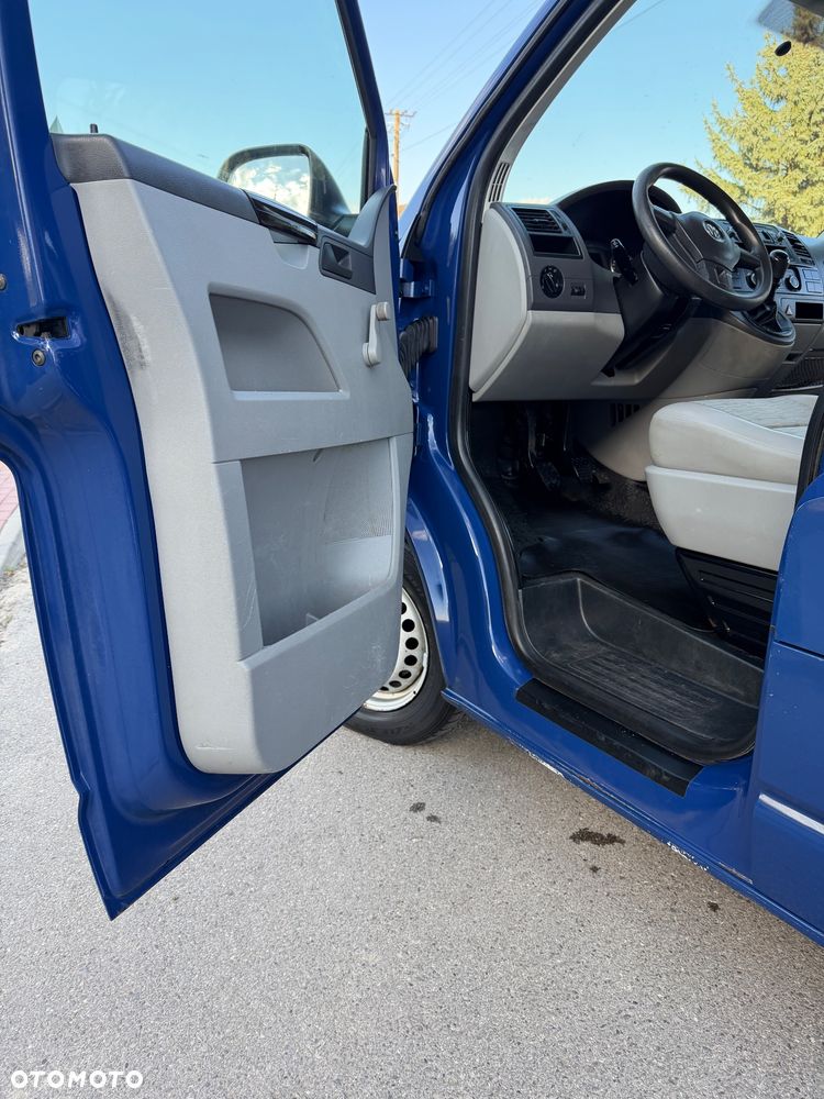 Volkswagen Transporter - 28