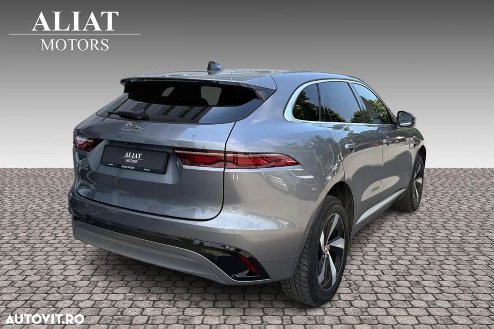 Jaguar F-Pace D200 AWD R-Dynamic SE - 5