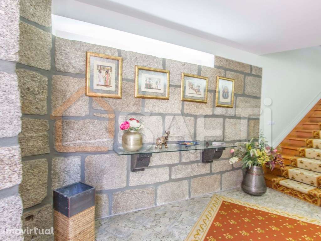 Casa Senhorial T5, com elevador, Em Canas De Senhorim. - Grande imagem: 4/49