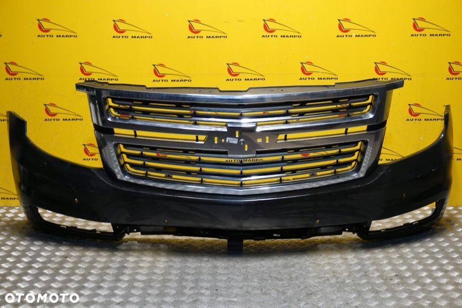 CHEVROLET TAHOE SUBURBAN 2015 - 2020 Zderzak Przód Przedni Atrapa 84408066 - 2