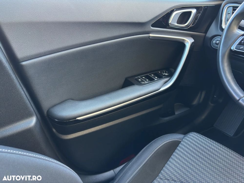 Kia XCeed 1.6 GDI DCT6 OPF SPIRIT - 16