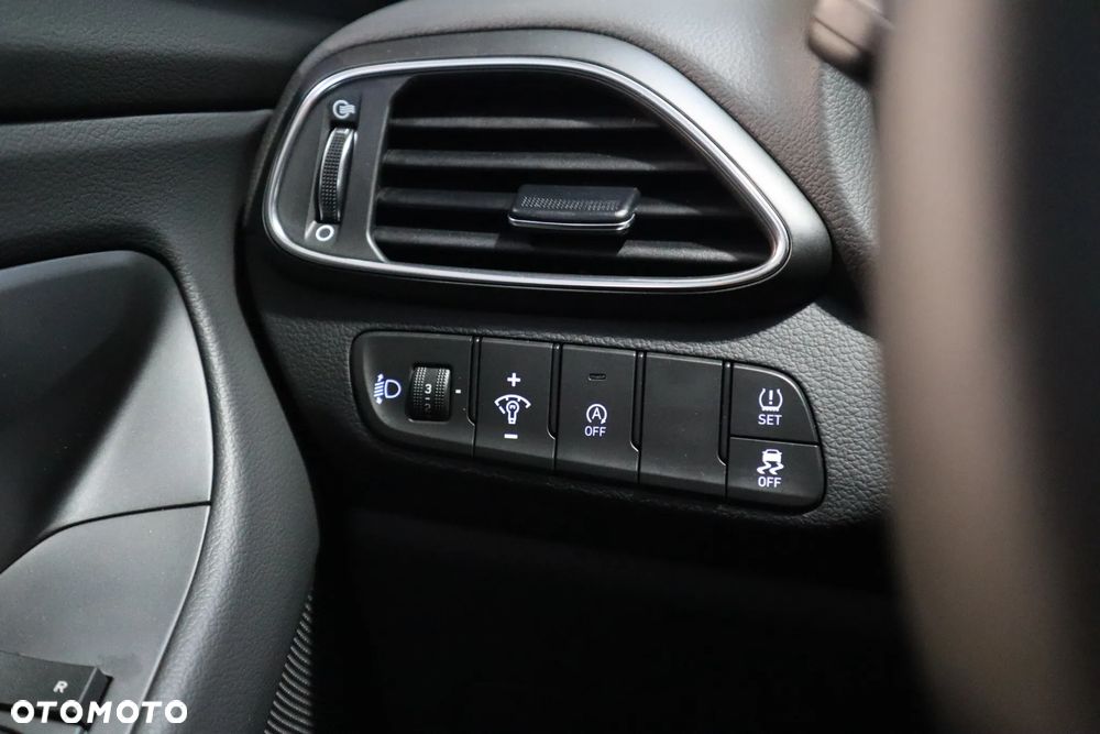 Hyundai i30 1.0 T-GDI Pure - 14