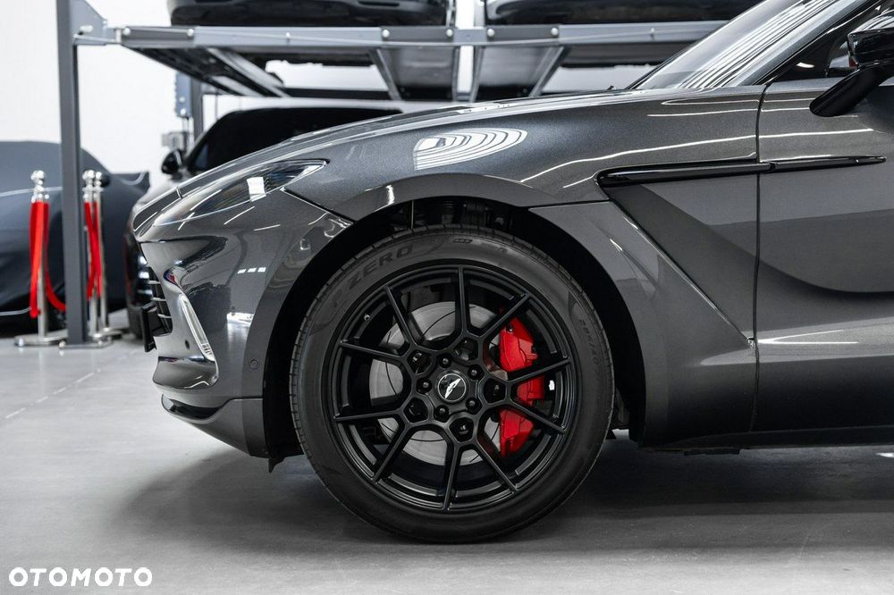 Aston Martin DBX Standard - 16