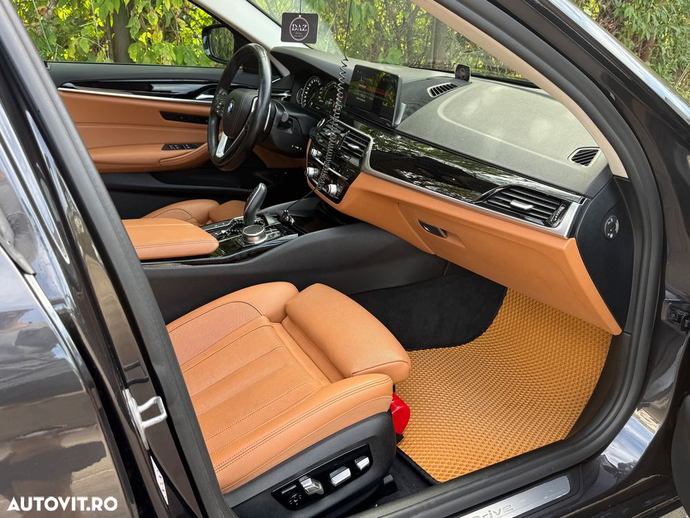 BMW Seria 5 530i AT - 7