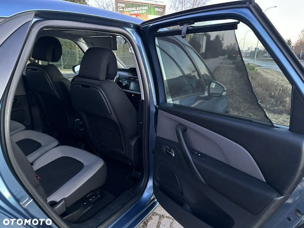 Citroën C4 Picasso - 12