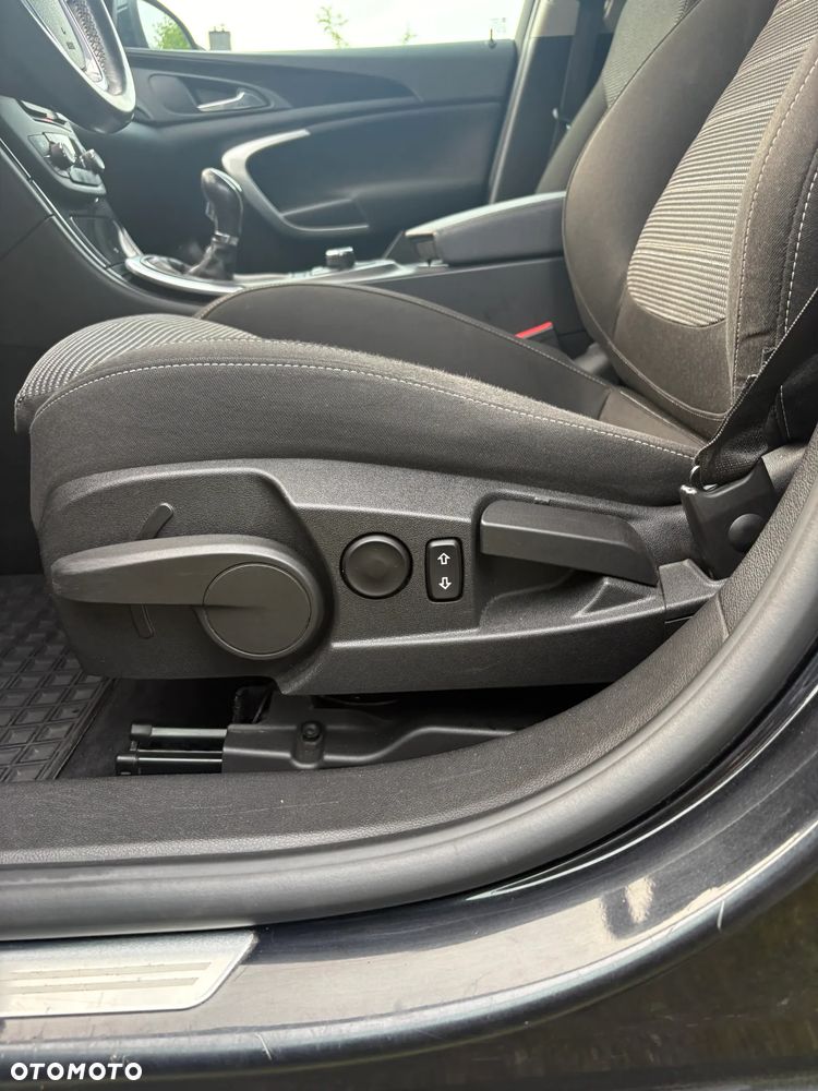 Opel Insignia 2.0 CDTI Cosmo 4x4 S&S - 20