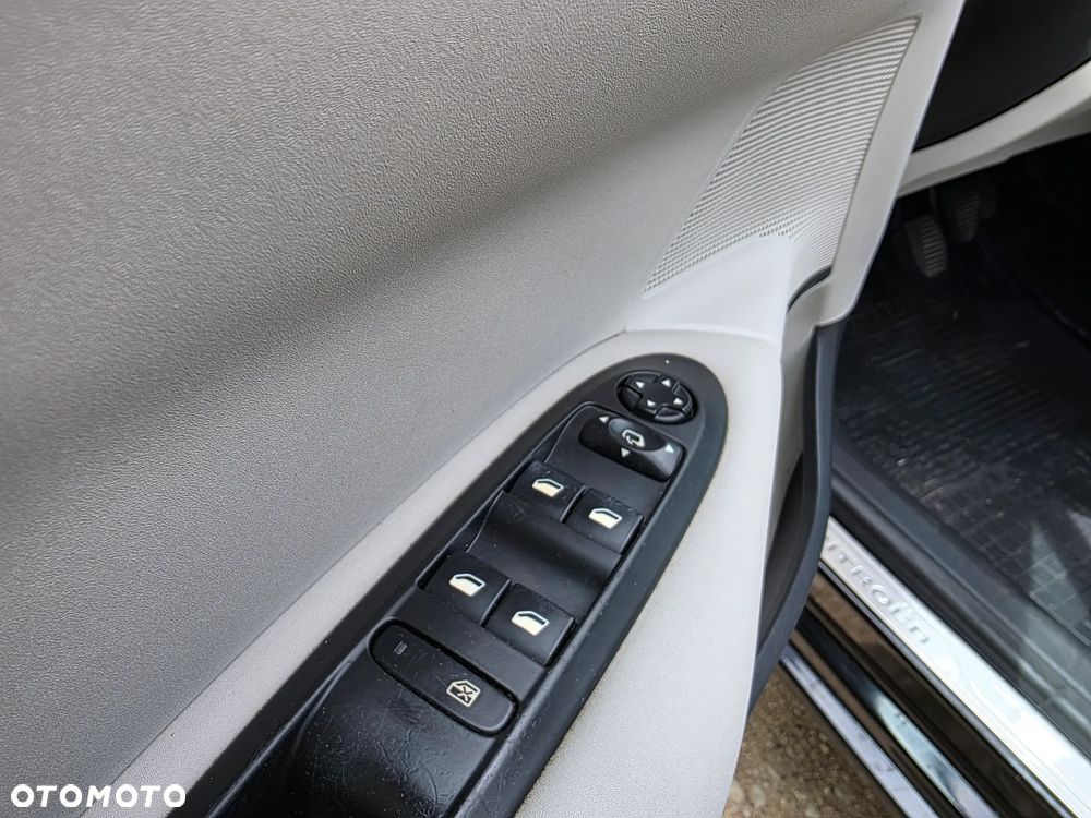 Citroën C4 1.6 VTi Exclusive - 11