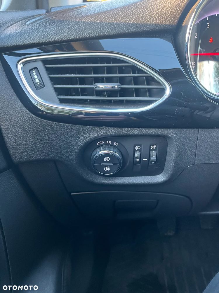 Opel Astra 1.4 Turbo Start/Stop Innovation - 18