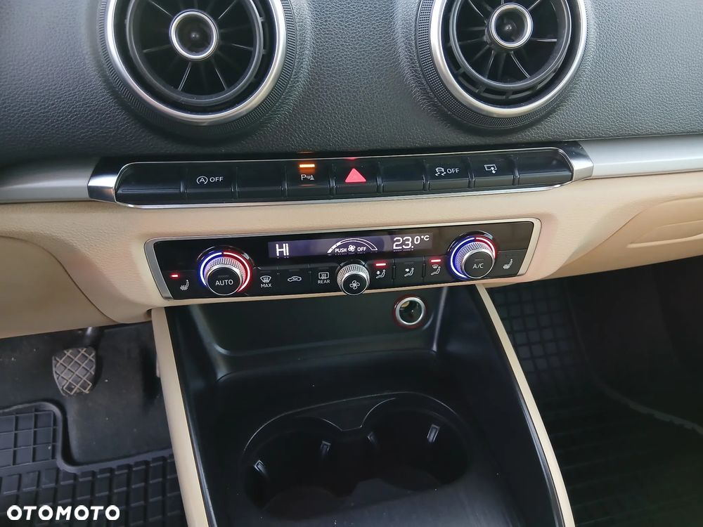 Audi A3 Sportback 1.6 TDI - 19