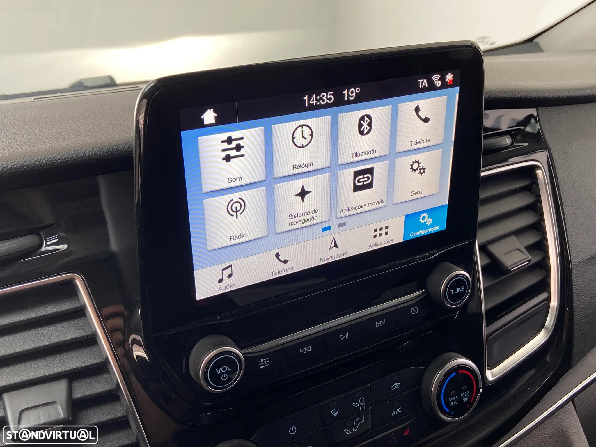 Ford Tourneo Custom - 21