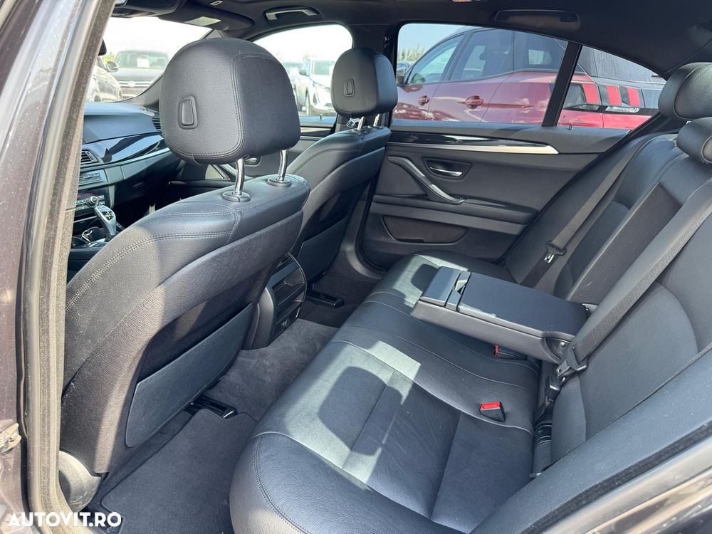 BMW Seria 5 535d xDrive AT - 10