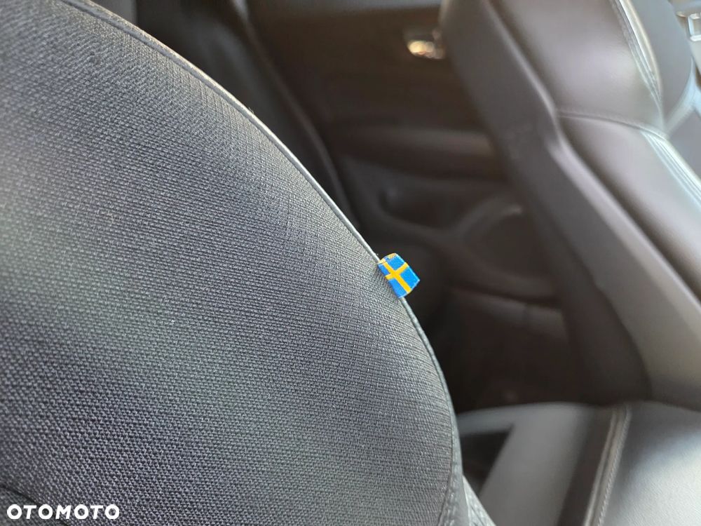 Volvo V60 D4 Geartronic Momentum Pro - 26