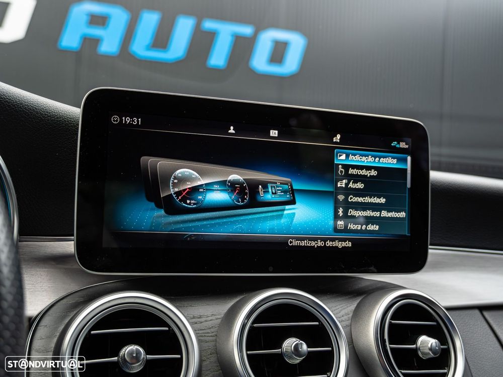 Mercedes-Benz C 220 d AMG Line - 28