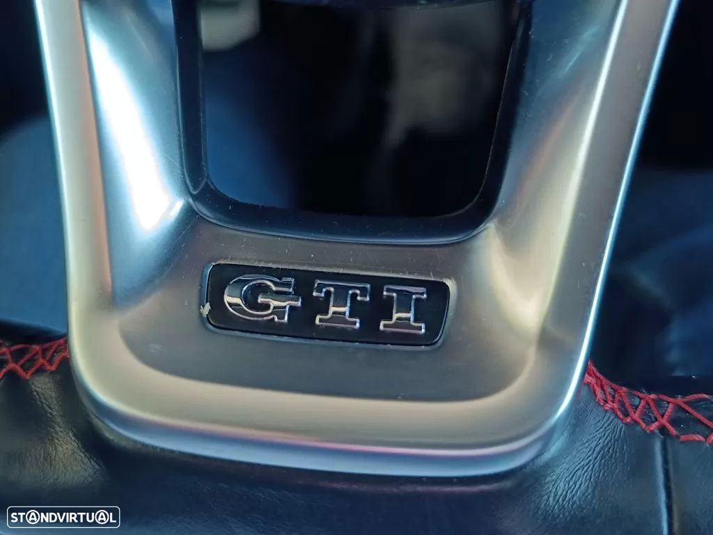 VW Golf 2.0 TSi GTi Performance - 17