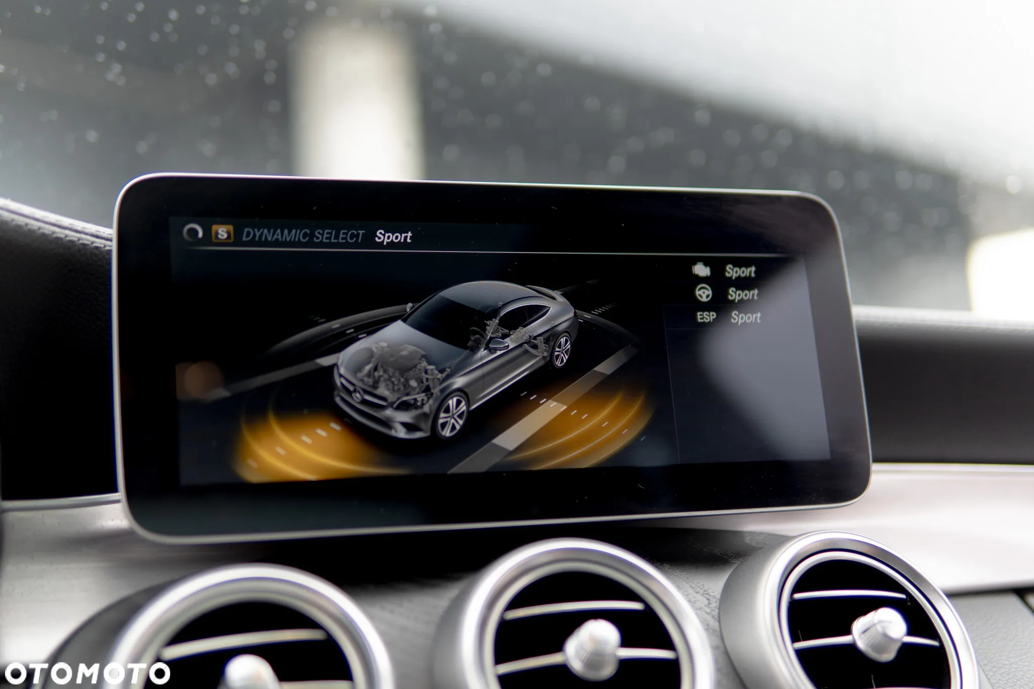 Mercedes-Benz Klasa C 220 d Coupe 4Matic 9G-TRONIC AMG Line - 19