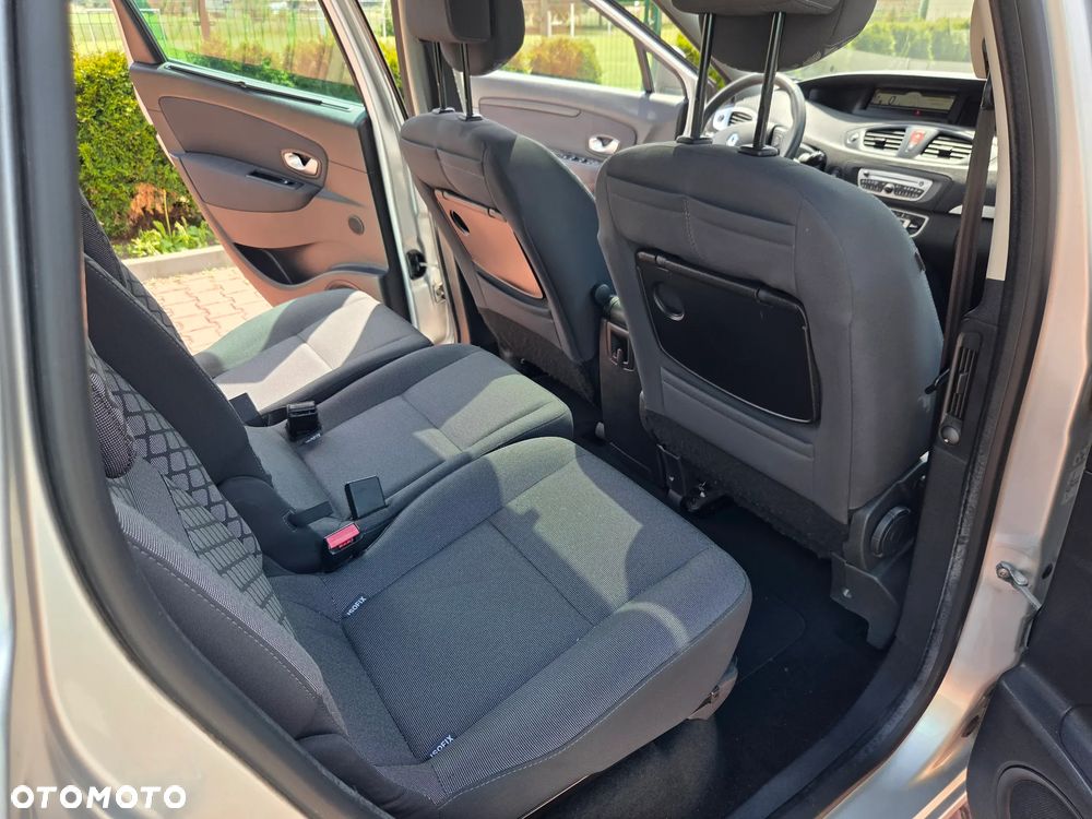 Renault Scenic 1.6 16V 110 LIMITED - 14
