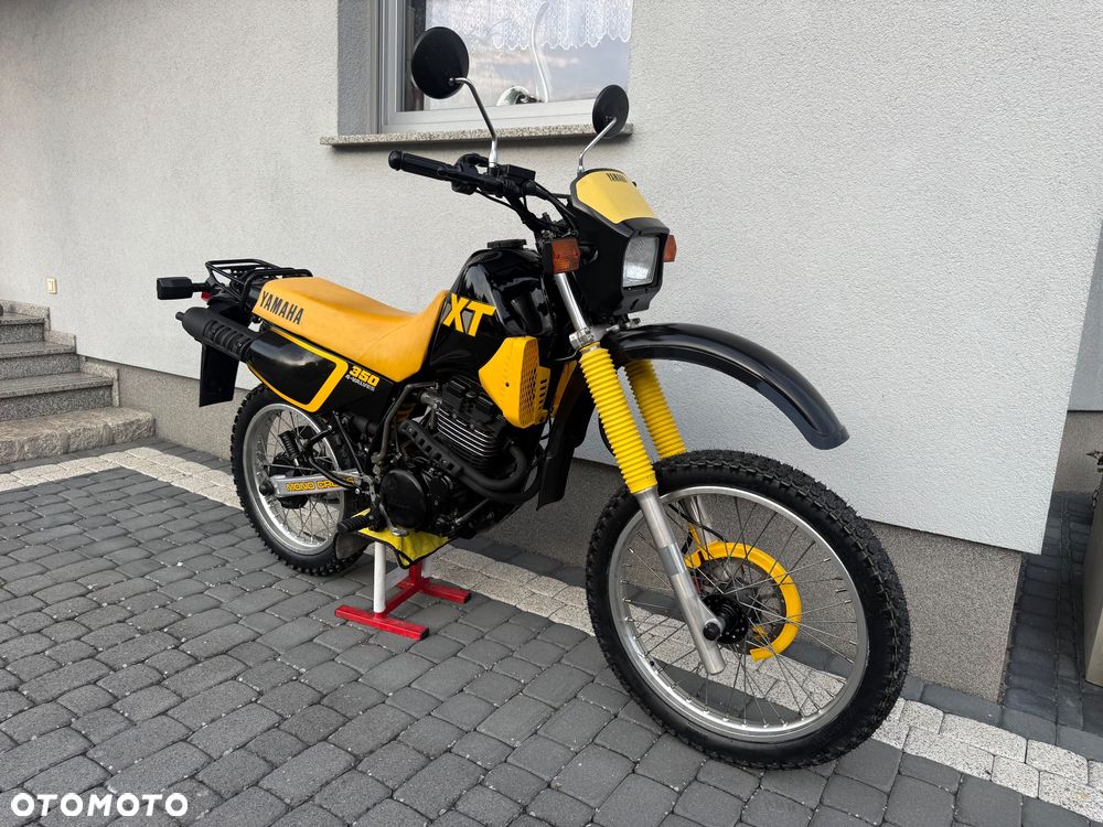 Yamaha XT - 1