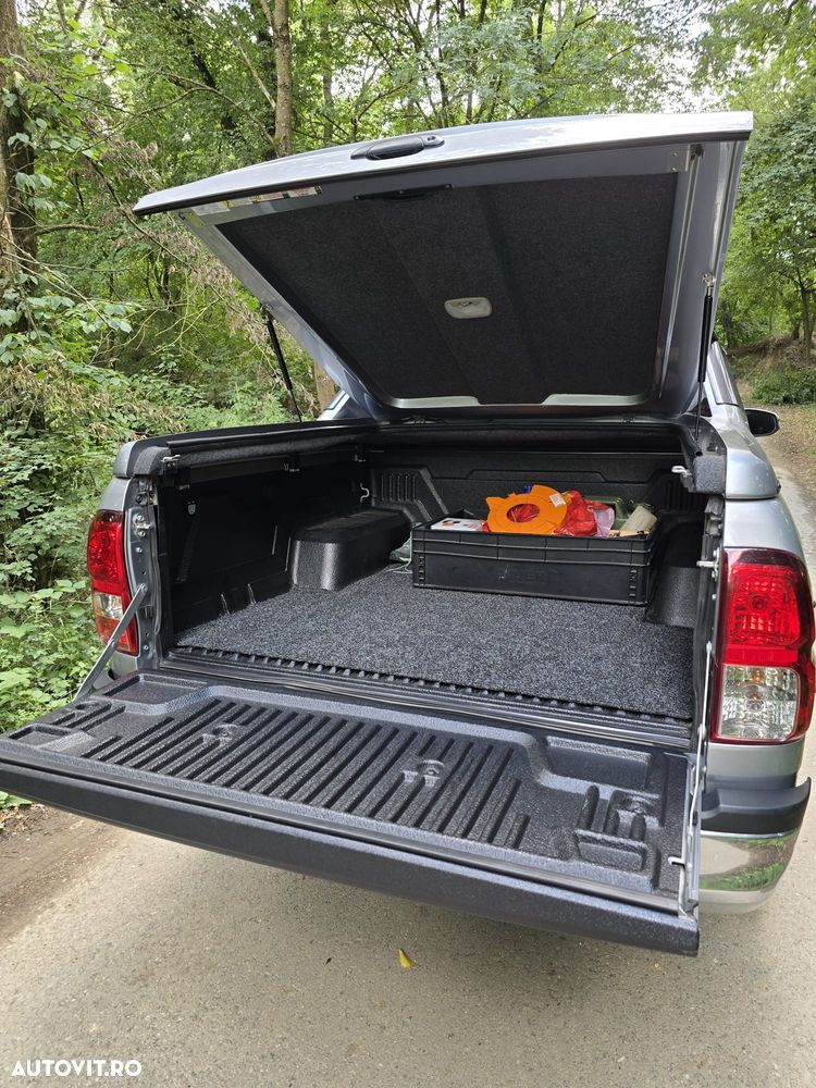 Toyota Hilux 2.8D 204CP 4x4 Double Cab AT GR Sport - 7