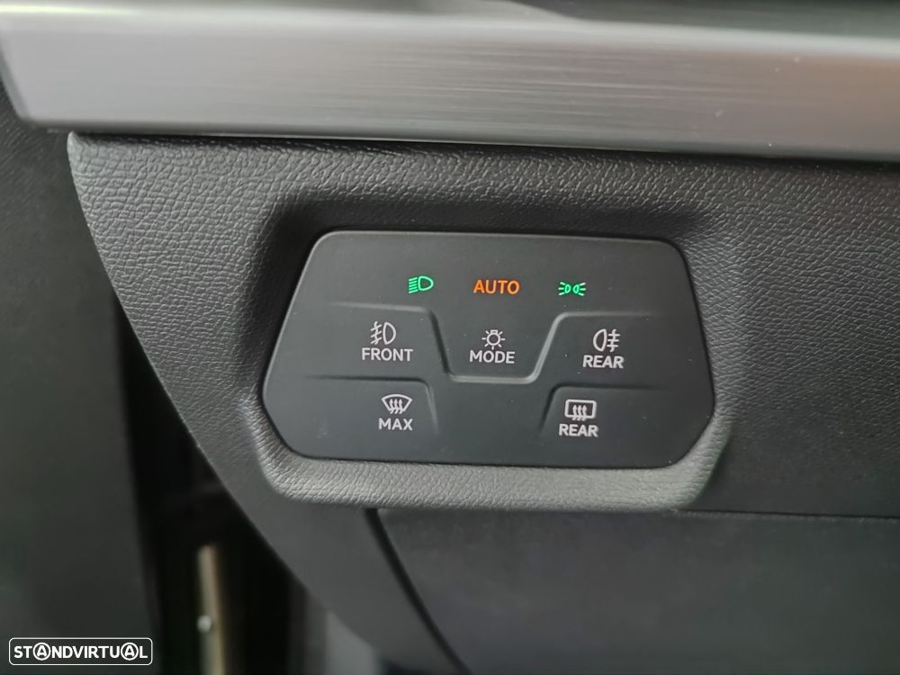 SEAT Leon 1.4 e-Hybrid FR DSG - 40