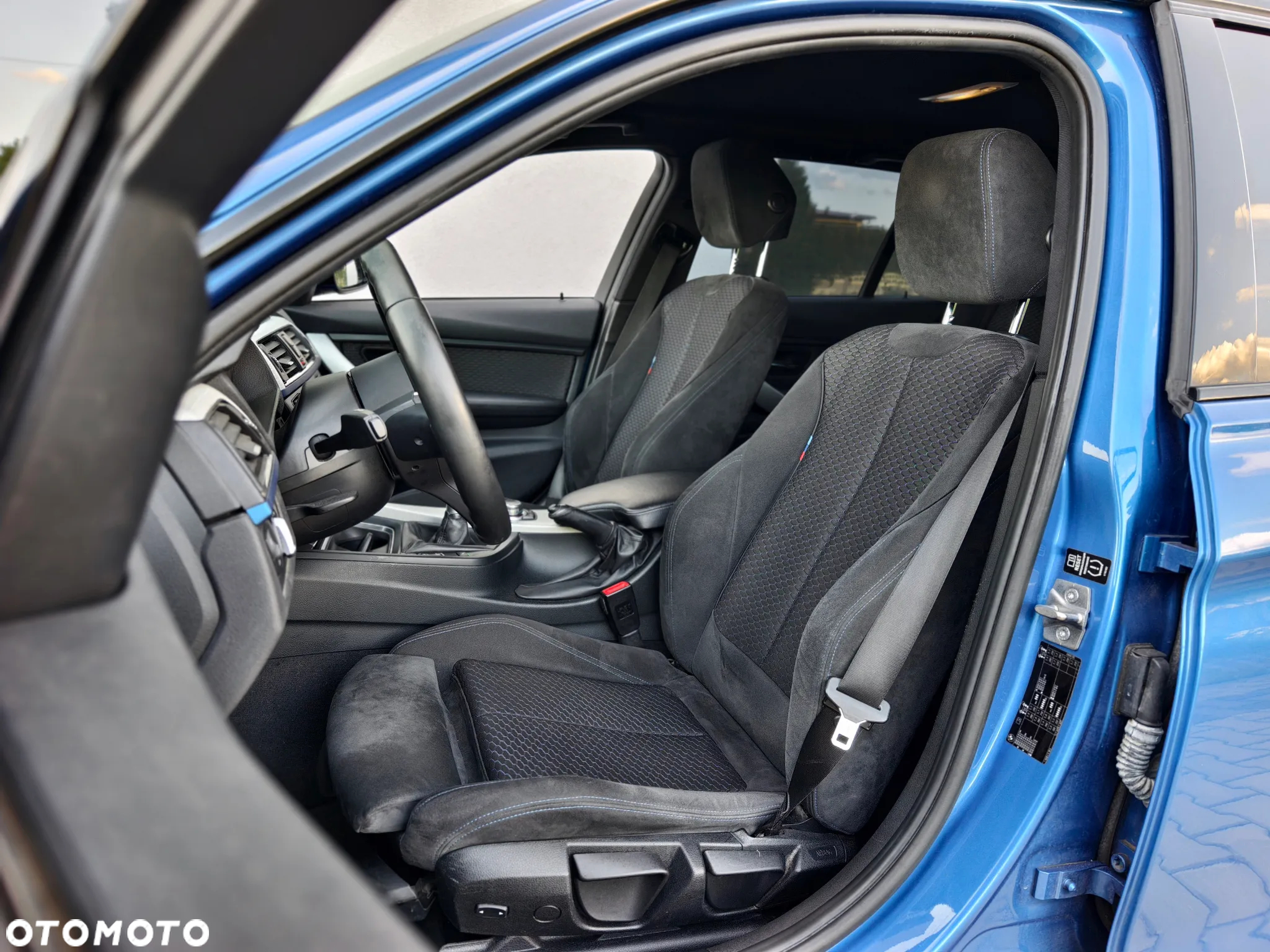 BMW Seria 3 318d Touring Blue Performance - 7
