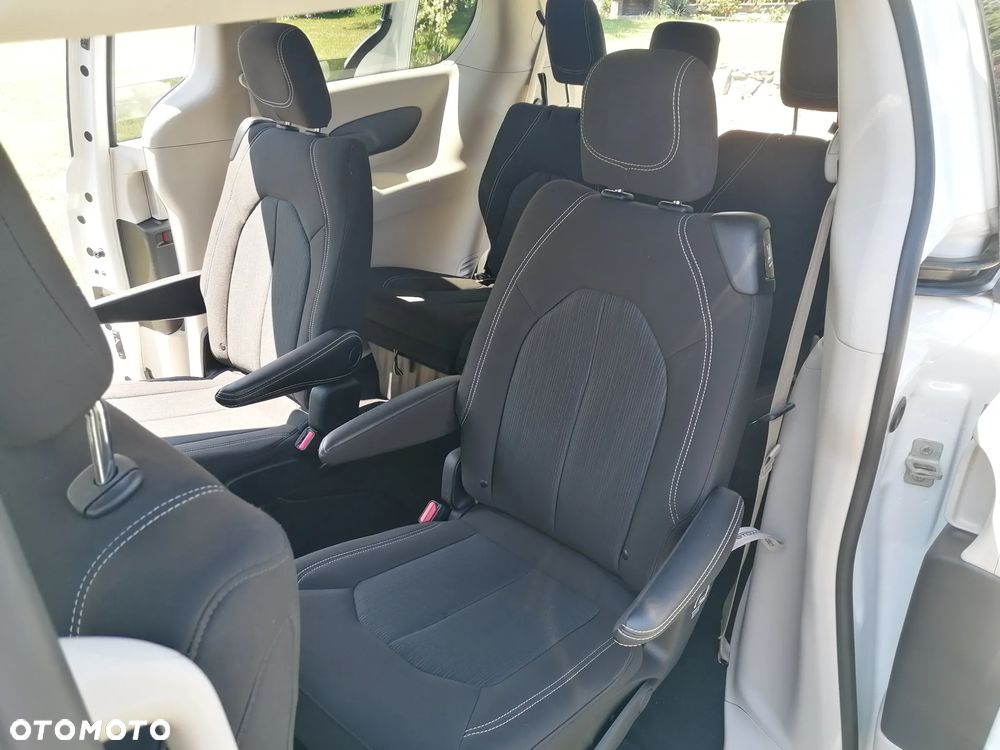 Chrysler Voyager - 5