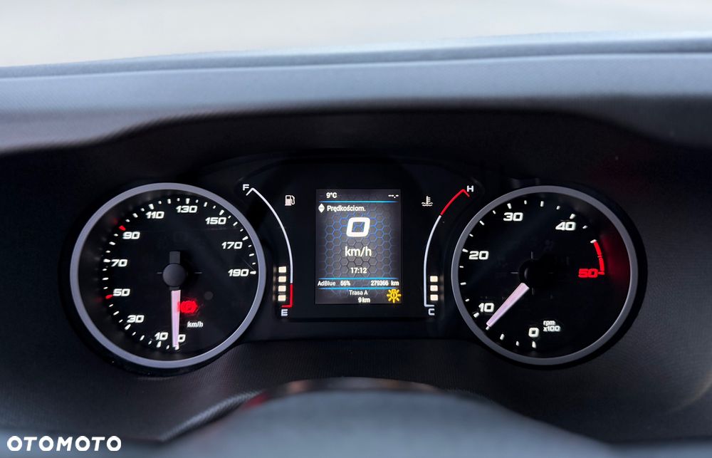 Iveco DAILY 35-180 3.0 DIESEL 175KM - 26