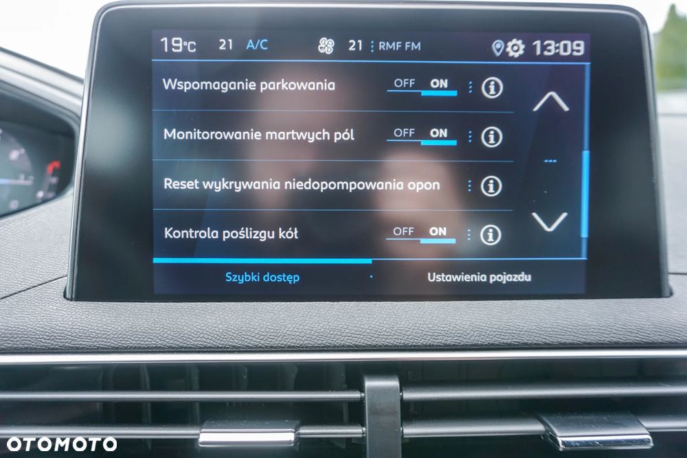 Peugeot 3008 1.2 PureTech Allure Pack S&S EAT8 - 20