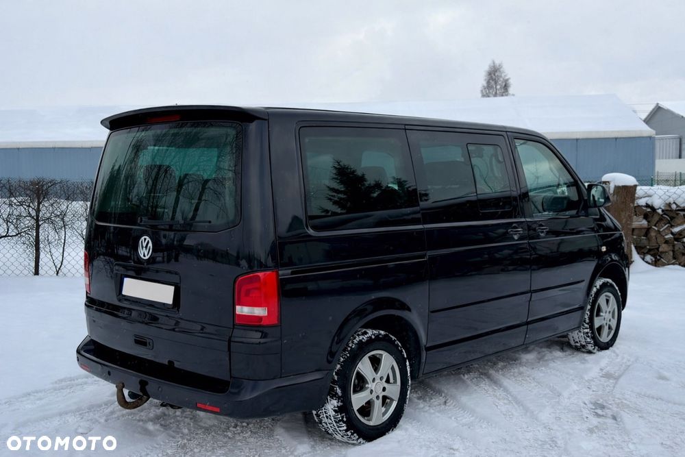Volkswagen Multivan - 2