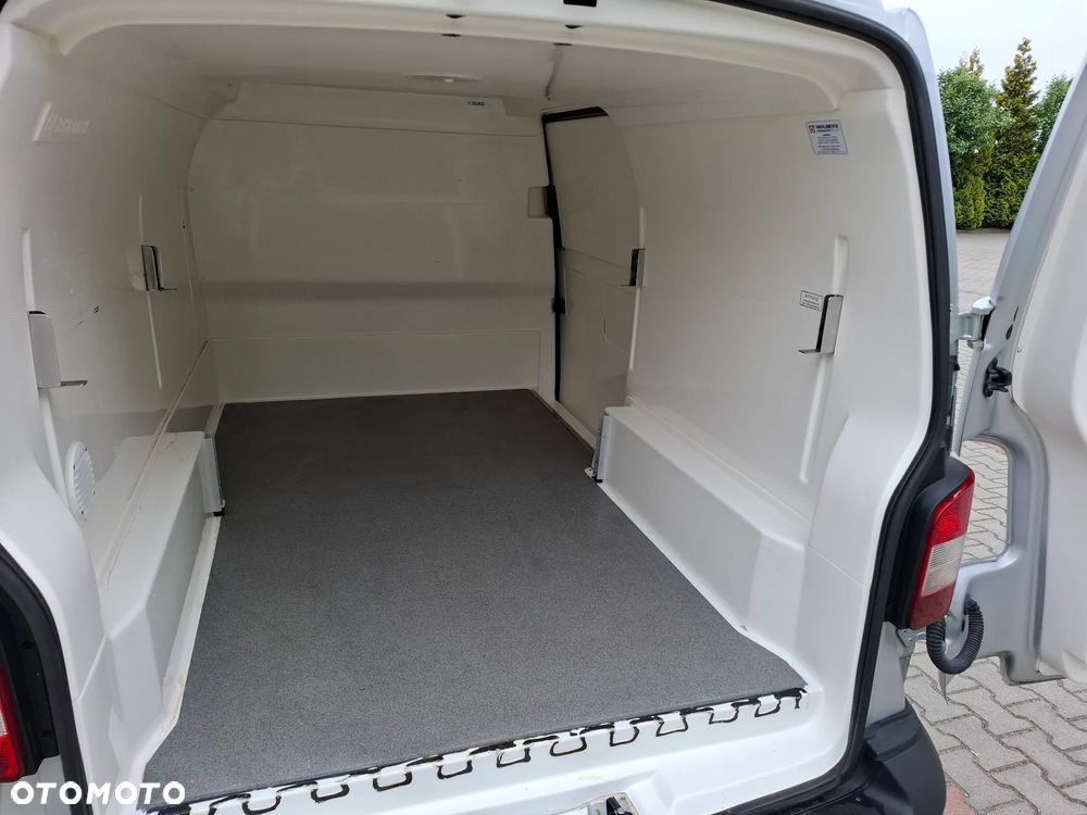 Volkswagen Transporter L1H1 - 37
