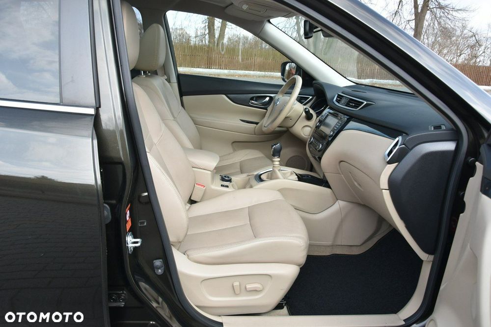 Nissan X-Trail - 12