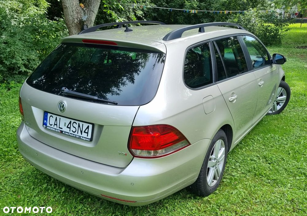 Volkswagen Golf 1.6 TDI Comfortline - 12