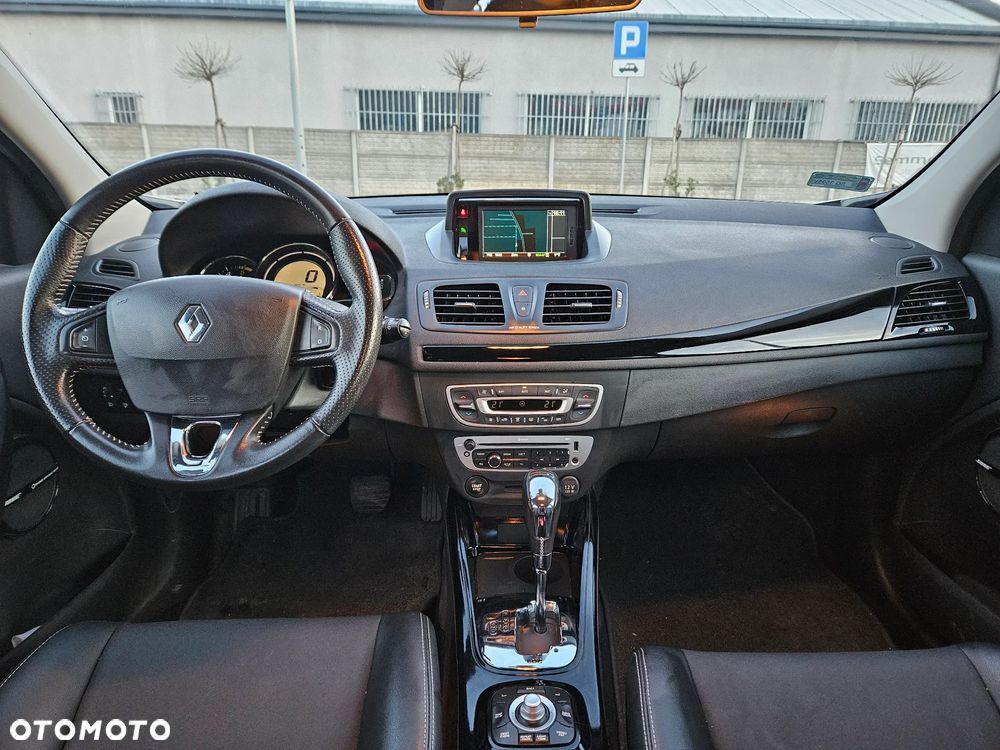 Renault Megane 1.5 dCi Bose EDC - 8