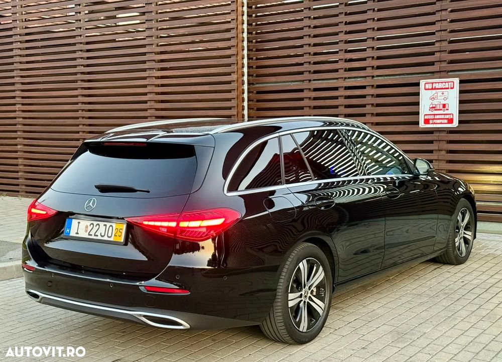 Mercedes-Benz C 220 d T 9G-TRONIC Avantgarde - 4