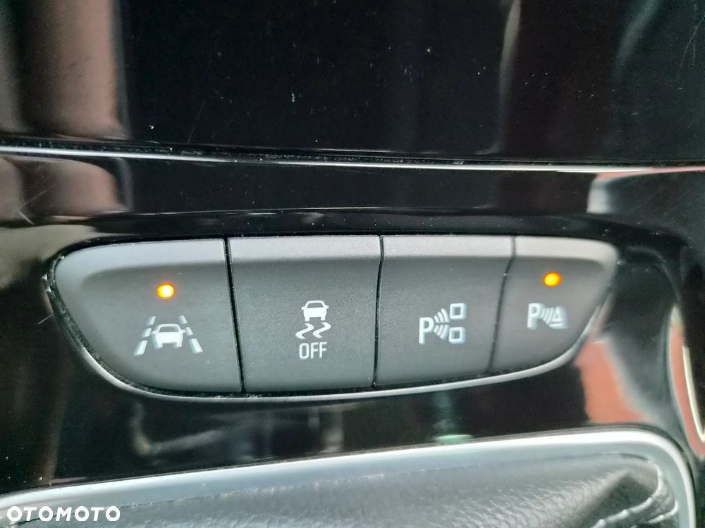 Opel Astra 1.4 Turbo Innovation - 20