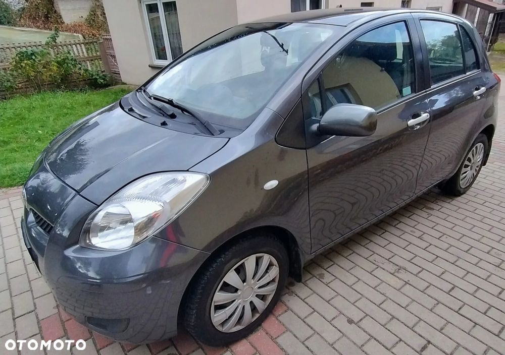 Toyota Yaris 1.33 2010 - 2