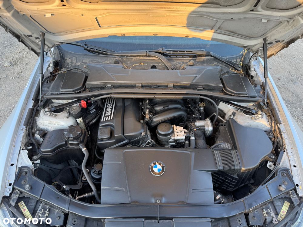 BMW Seria 3 318i Edition Lifestyle - 24