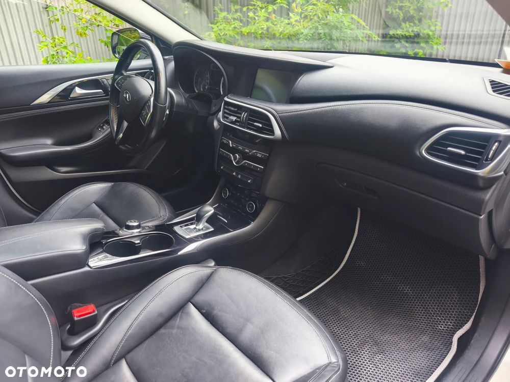 Infiniti QX - 5