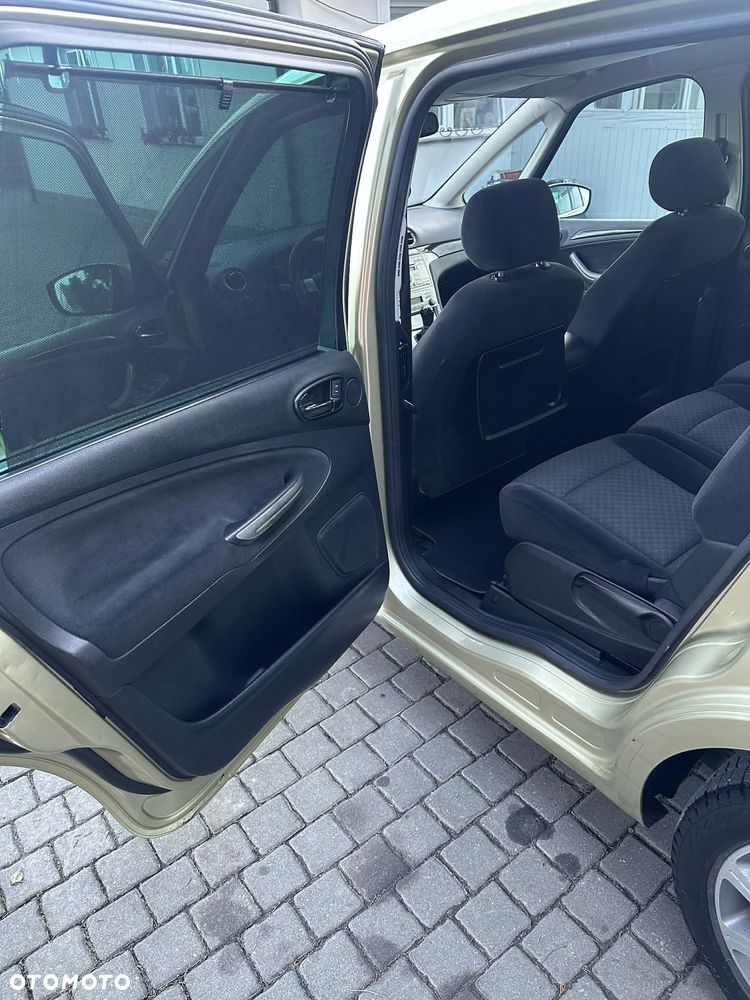 Ford Galaxy 2.0 Viva Titanium - 23