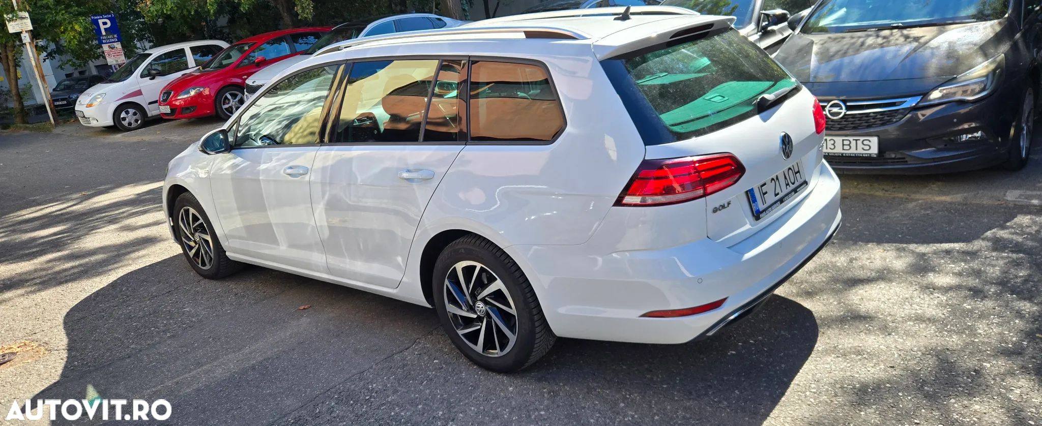 Volkswagen Golf 2.0 TDI DPF BMT DSG Highline - 1