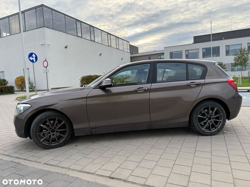 BMW Seria 1 120d xDrive BluePerformance - 4
