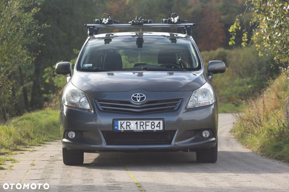 Toyota Verso 1.8 Sol 7os - 2