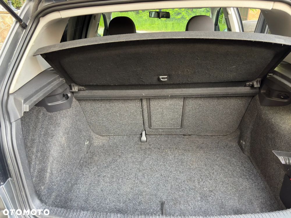 Volkswagen Golf 1.9 TDI Sportline - 13