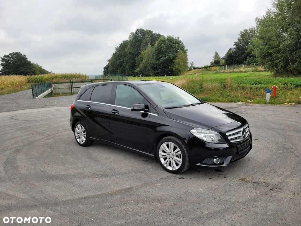 Mercedes-Benz B-Class 2013 photo 4